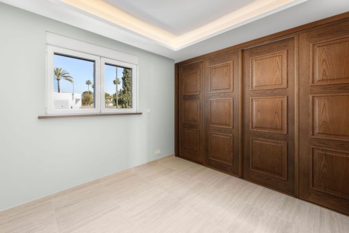 Image No.19-3 Bed Penthouse for sale