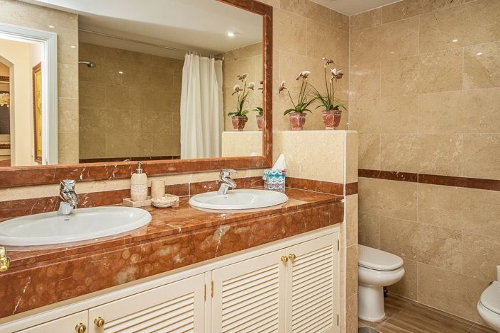 Image No.13-2 Bed Apartment for sale