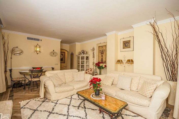 Image No.25-2 Bed Apartment for sale