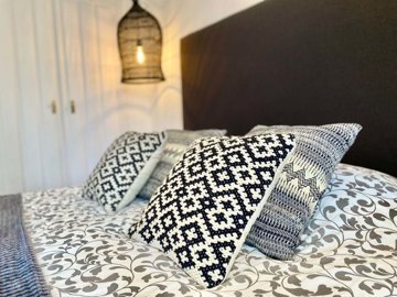 1447-665165-78d1f4f8b6655591b02d22fabb36a692d