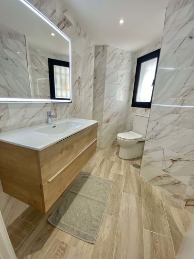 Image No.21-3 Bed Apartment for sale