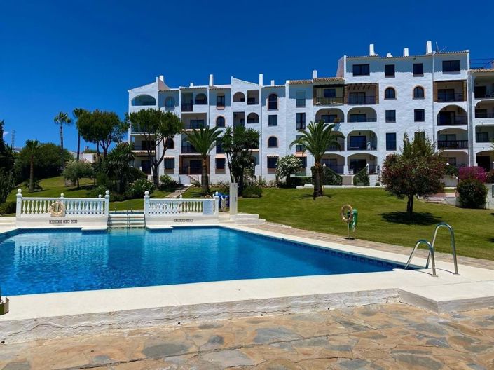 Image No.38-3 Bed Apartment for sale