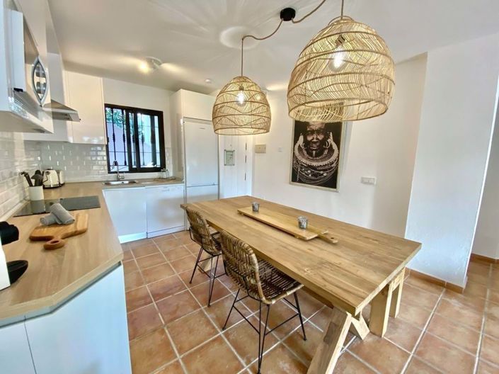 Image No.9-3 Bed Apartment for sale