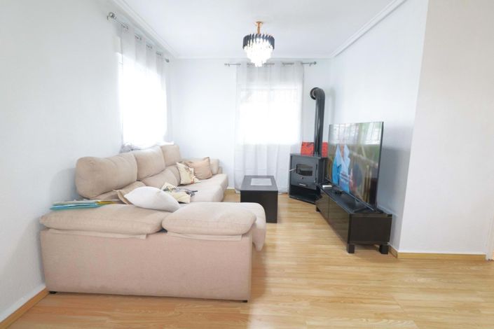 Image No.4-3 Bed Villa for sale