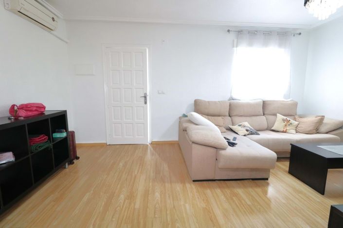 Image No.7-3 Bed Villa for sale