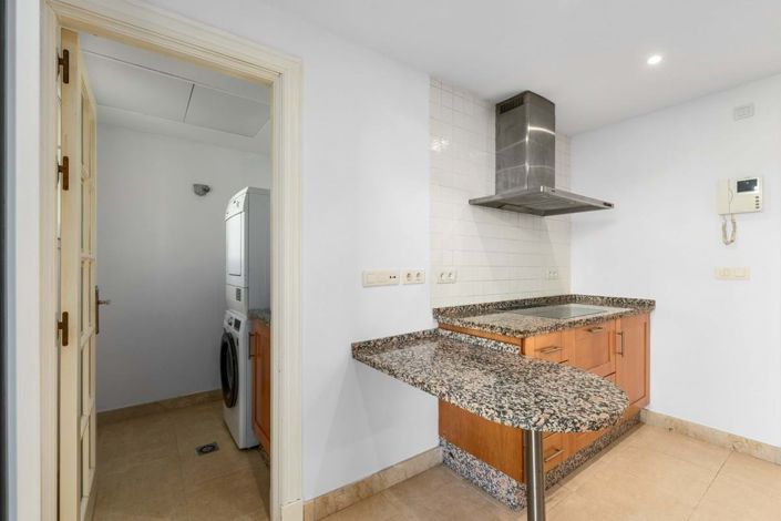 Image No.33-2 Bed Apartment for sale