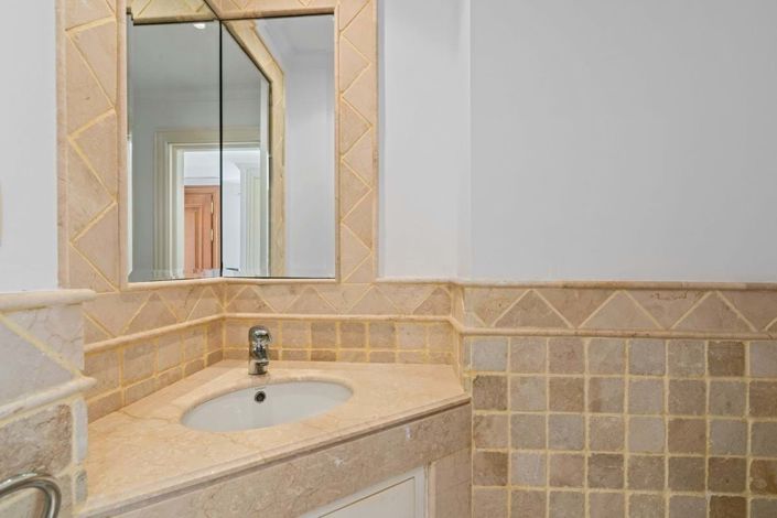 Image No.36-2 Bed Apartment for sale