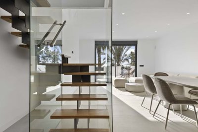 1447-665709-78d1f4f8b6655591b02d22fabb36a692d