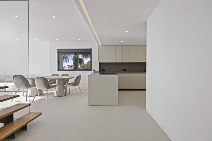 Image No.16-3 Bed Penthouse for sale