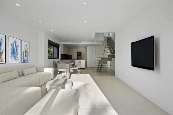 Image No.21-3 Bed Penthouse for sale