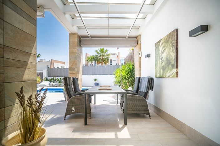 Image No.7-3 Bed Villa for sale