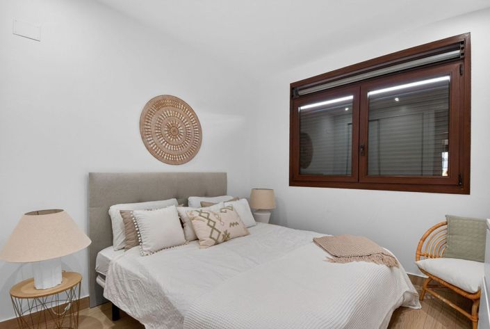 Image No.21-2 Bed Apartment for sale