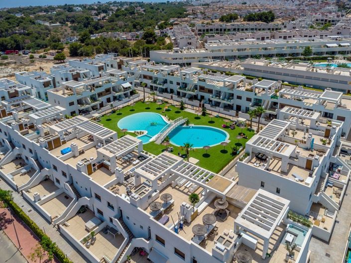 Image No.35-2 Bed Apartment for sale