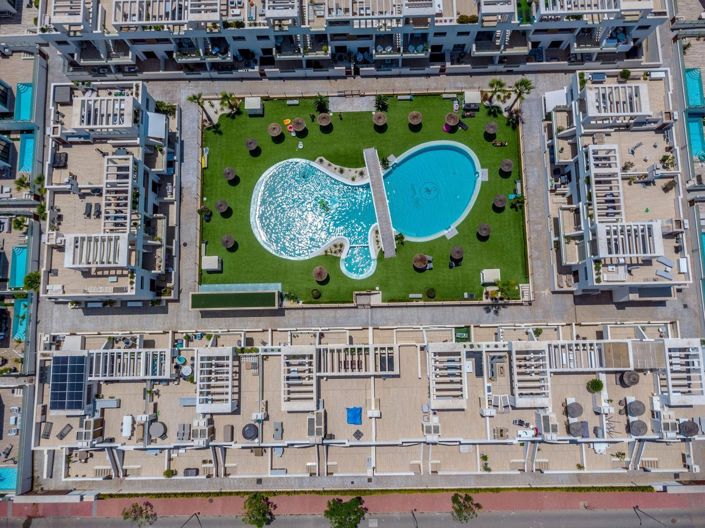 Image No.37-2 Bed Apartment for sale