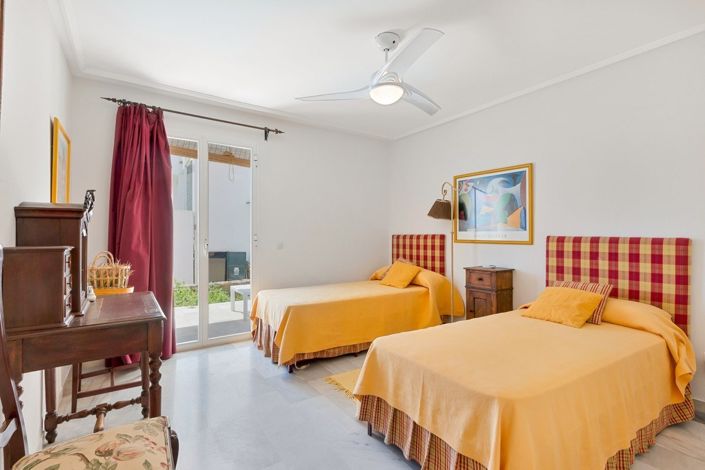Image No.8-3 Bed Apartment for sale