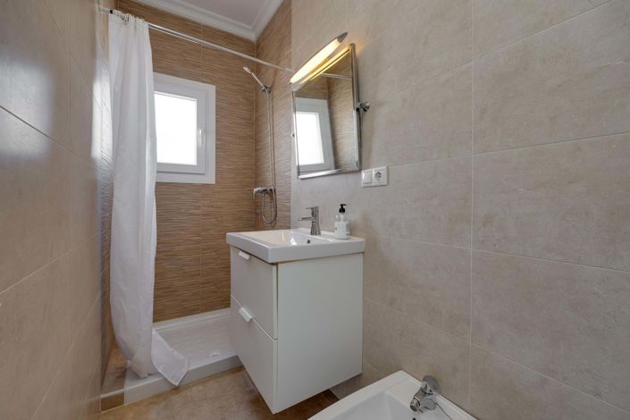Image No.13-3 Bed Villa for sale