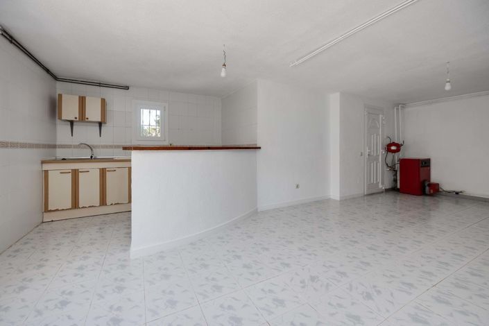 Image No.18-3 Bed Villa for sale