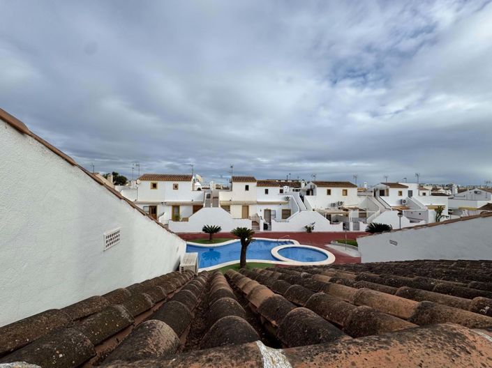 Image No.23-3 Bed Townhouse for sale