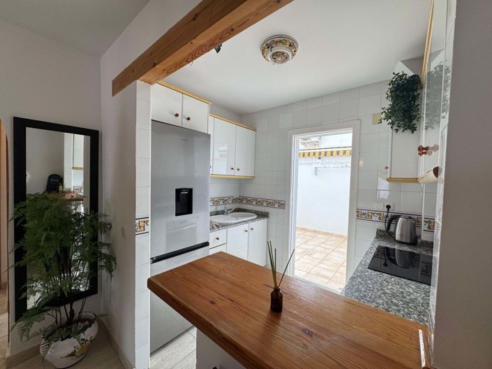 Image No.7-3 Bed Townhouse for sale