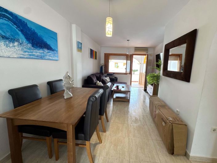 Image No.8-3 Bed Townhouse for sale