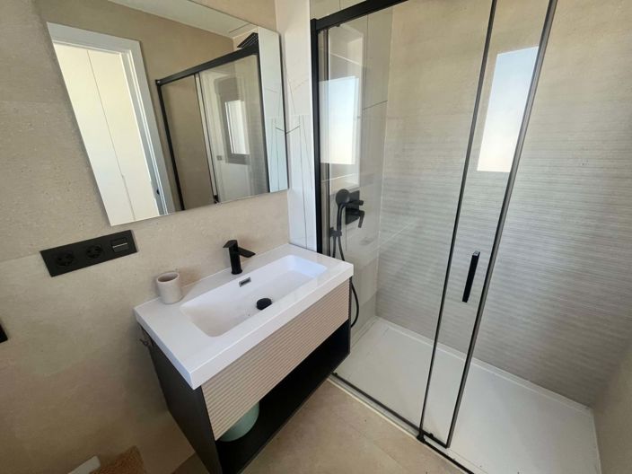Image No.11-2 Bed Apartment for sale