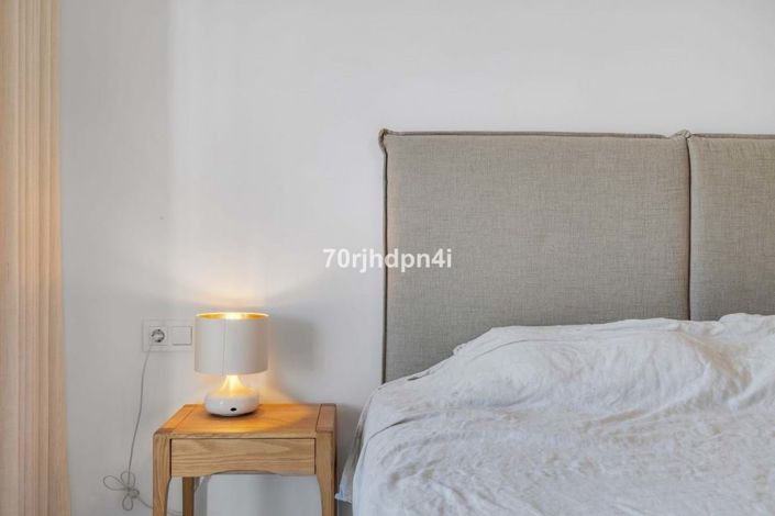 Image No.25-2 Bed Apartment for sale