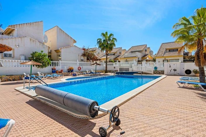 Image No.35-3 Bed Villa for sale
