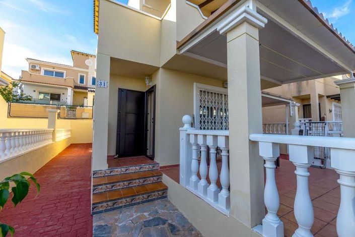 Image No.33-3 Bed Villa for sale