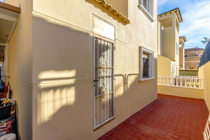 Image No.34-3 Bed Villa for sale