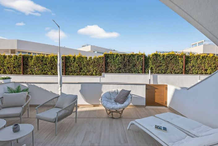 Image No.23-2 Bed Apartment for sale
