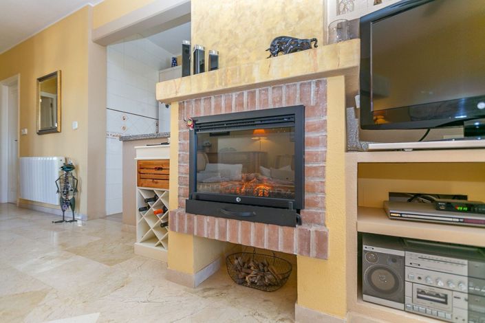 Image No.11-2 Bed Apartment for sale