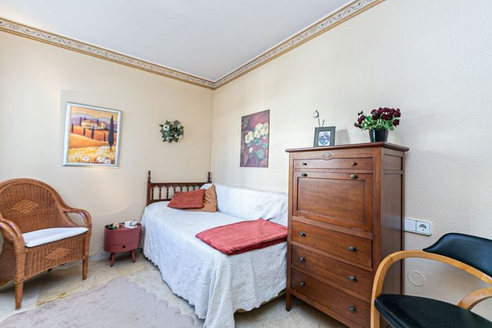 Image No.21-2 Bed Apartment for sale