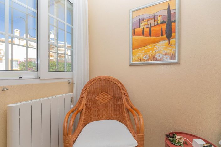 Image No.26-2 Bed Apartment for sale