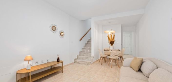 Image No.15-2 Bed Townhouse for sale