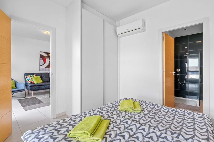 Image No.16-2 Bed Apartment for sale