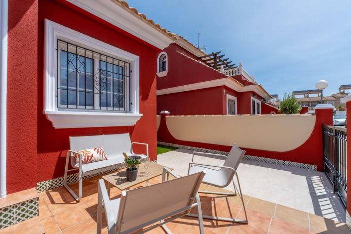 Image No.22-3 Bed Townhouse for sale