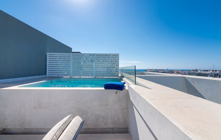 Image No.9-4 Bed Townhouse for sale