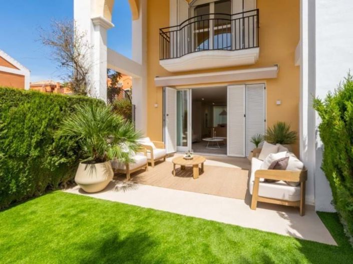 Image No.33-3 Bed Townhouse for sale