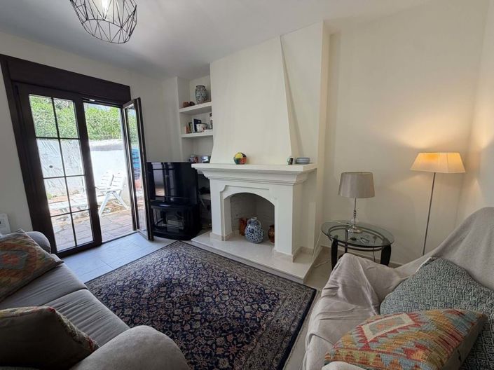 Image No.5-2 Bed Townhouse for sale