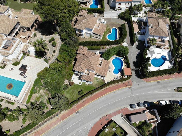 Image No.32-4 Bed Villa for sale