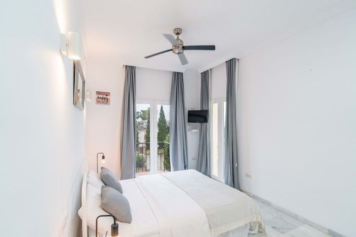 Image No.14-3 Bed Villa for sale