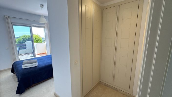 Image No.20-2 Bed Apartment for sale