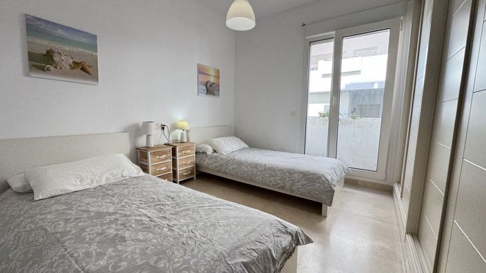 Image No.25-2 Bed Apartment for sale