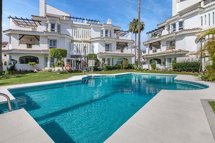 Image No.23-3 Bed Apartment for sale
