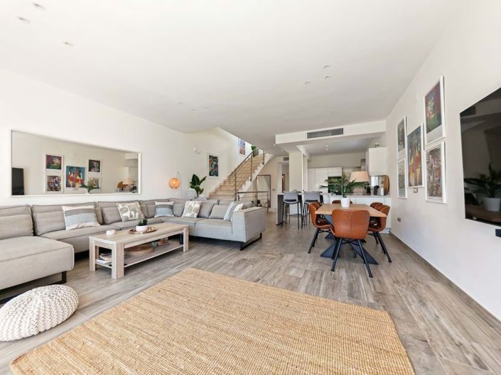 Image No.3-3 Bed Semi-Detached for sale