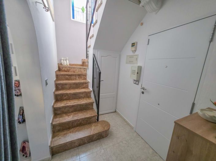 Image No.19-3 Bed Villa for sale