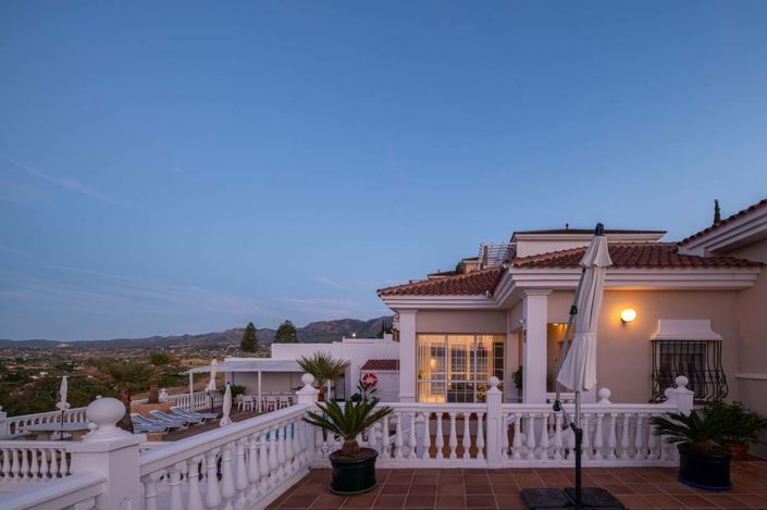 Image No.18-5 Bed Villa for sale