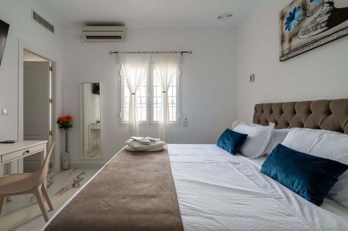 Image No.49-5 Bed Villa for sale