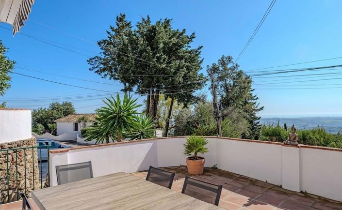 Image No.21-2 Bed Semi-Detached for sale