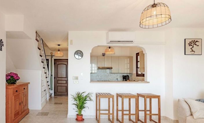 Image No.8-2 Bed Semi-Detached for sale